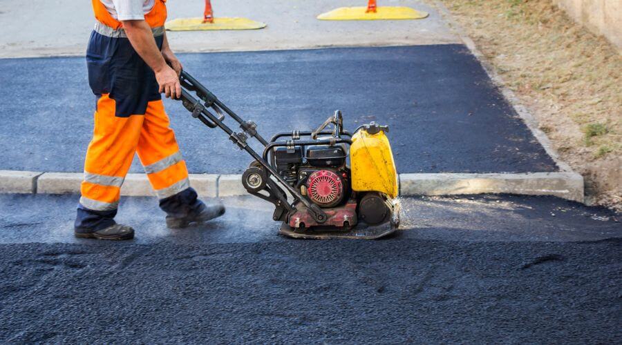 Professional gutter cleaning in Cedar Knolls, NJ